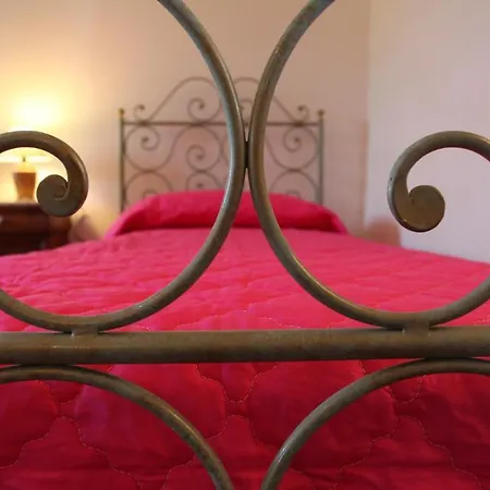 Il Tramonto Sul Chianti Aparthotel Montespertoli